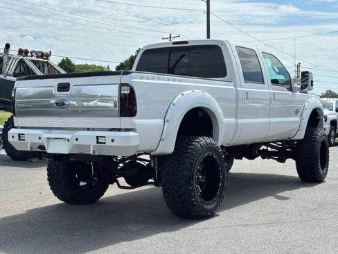 Used 2014 Ford F250 Platinum w/ FX4 Off-Road Package AWD/4WD image 5
