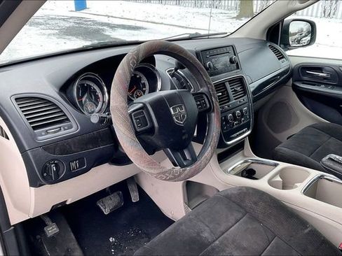 Used 2012 Dodge Grand Caravan SXT image 14