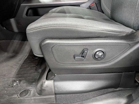 Used 2019 RAM 1500 Big Horn AWD/4WD image 39