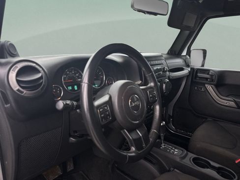 Used 2014 Jeep Wrangler Sport w/ Quick Order Package 24S AWD/4WD image 19