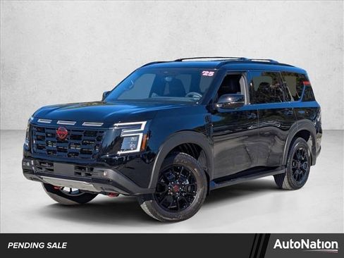 Used 2025 Nissan Armada PRO-4X image 1