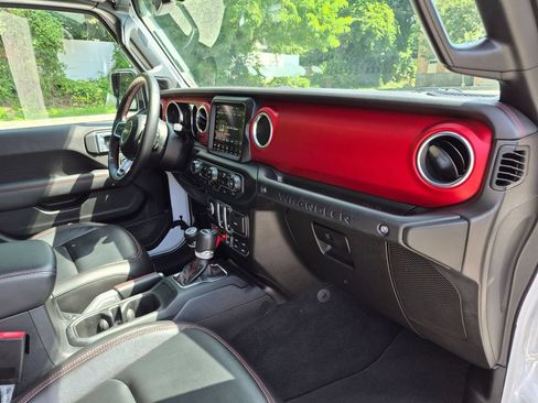 Certified 2021 Jeep Wrangler Rubicon AWD/4WD image 24