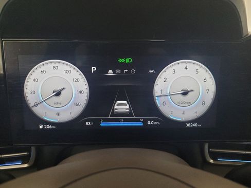 Used 2024 Hyundai Elantra SEL image 23