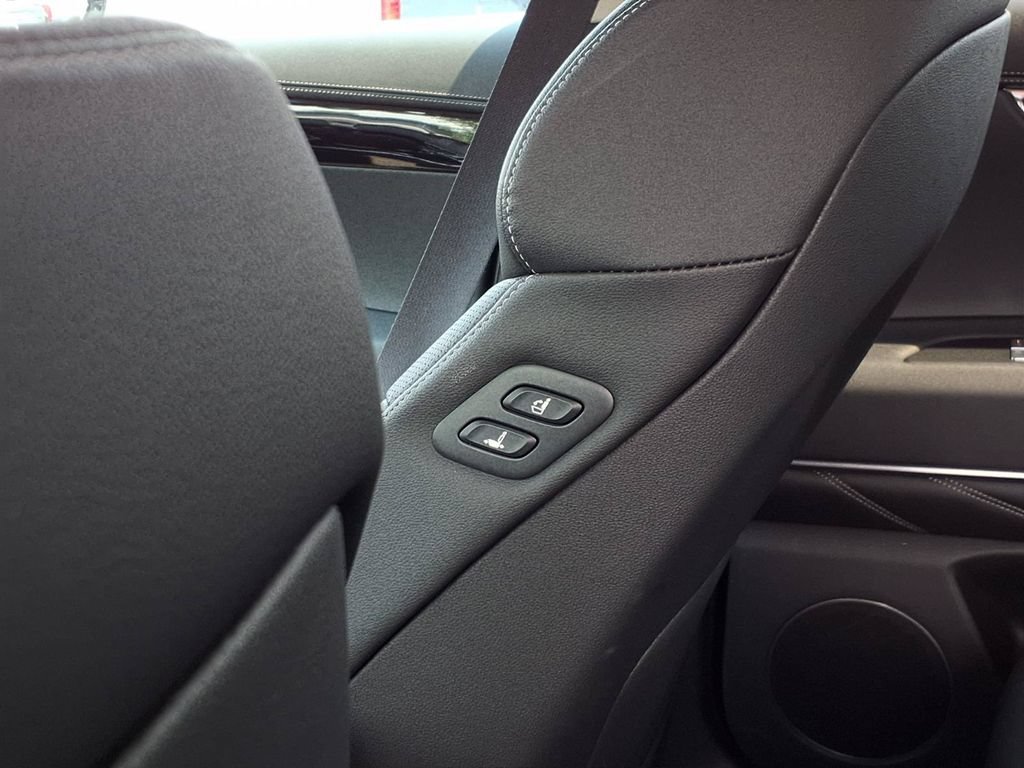 Used 2026 Genesis GV80 2.5T AWD/4WD image 21