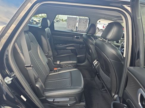 Used 2023 Kia Sorento SX AWD/4WD image 14