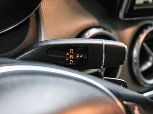 Used 2015 Mercedes-Benz GLA 250 image 20