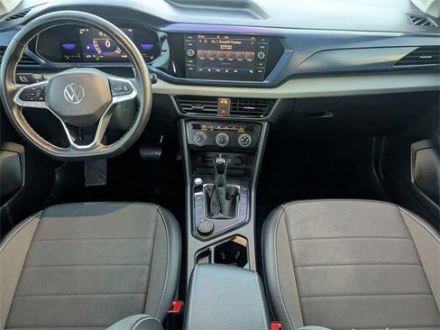 Used 2022 Volkswagen Taos SE image 14