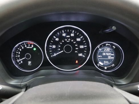 Used 2017 Honda HR-V LX image 34