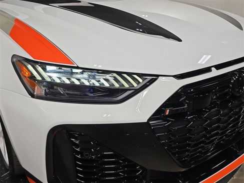 Used 2025 Audi RS 6 performance image 12