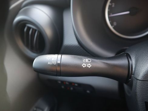 New 2025 Nissan Kicks Play S image 19