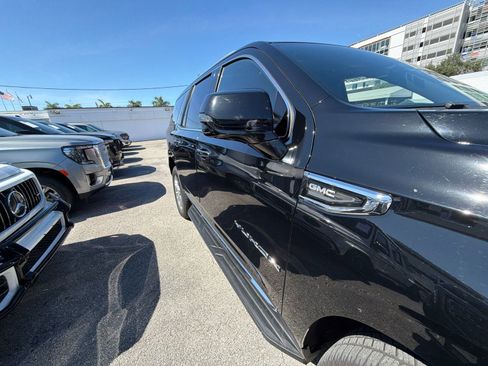 Used 2021 GMC Yukon SLT w/ SLT Premium Package AWD/4WD image 11