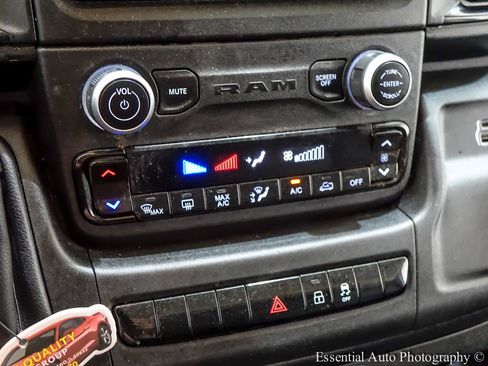 Used 2023 RAM ProMaster 2500 FWD image 13