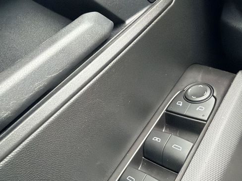 Used 2026 Chevrolet Colorado Trail Boss AWD/4WD image 8