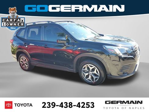 Used 2023 Subaru Forester Premium image 8