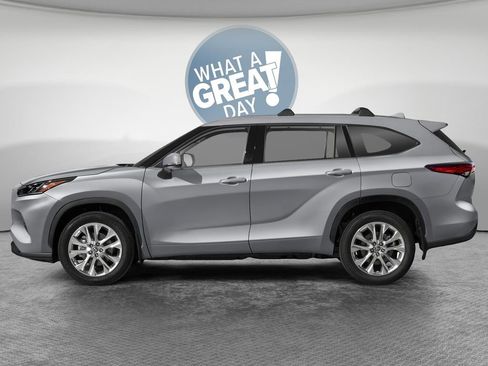 New 2026 Toyota Highlander Limited AWD/4WD image 3