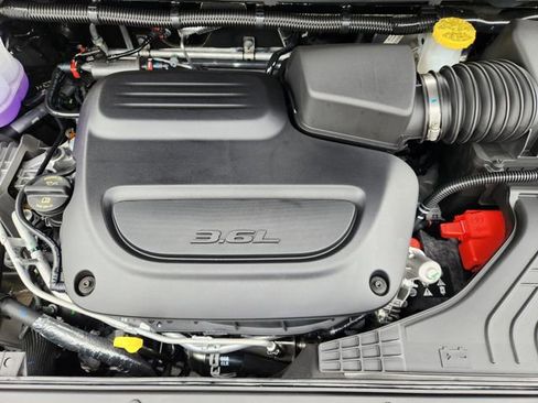 New 2026 Chrysler Pacifica Limited FWD image 24