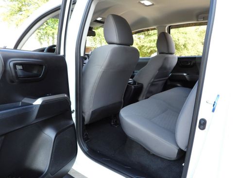 Used 2021 Toyota Tacoma SR5 RWD image 51