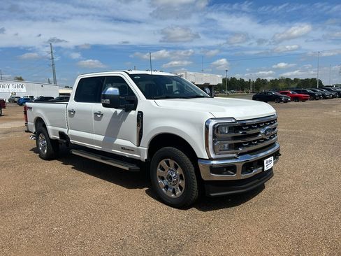 New 2026 Ford F350 Lariat w/ Chrome Package AWD/4WD image 7