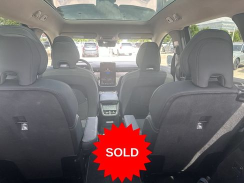 Certified 2025 Volvo EX90 Plus AWD/4WD image 20
