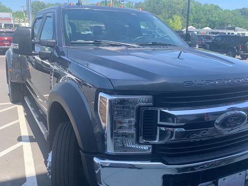 Used 2019 Ford F450 XL w/ STX Appearance Package image 12