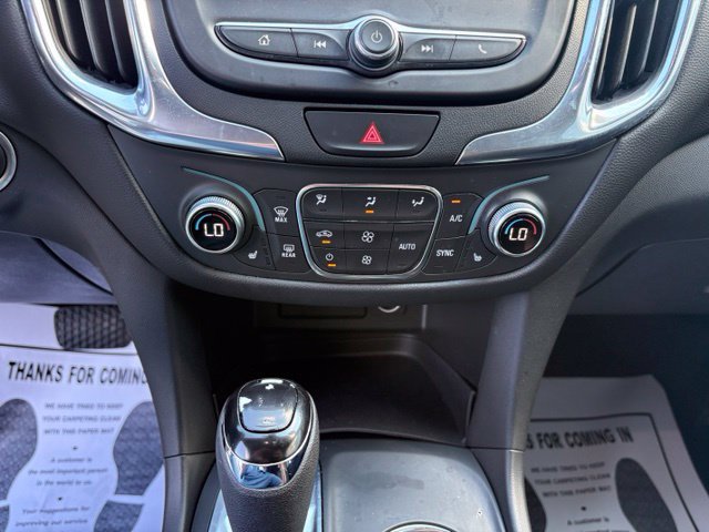 Used 2021 Chevrolet Equinox LT FWD image 18