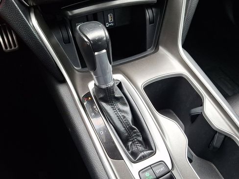 Used 2019 Honda Accord Sport image 14