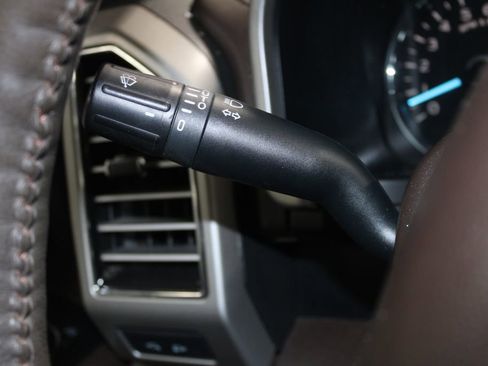 Used 2018 Ford F150 King Ranch w/ Equipment Group 601A Luxury image 39