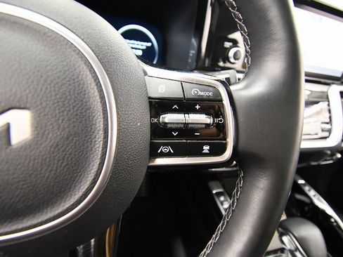 Certified 2023 Kia Sorento SX Prestige image 23