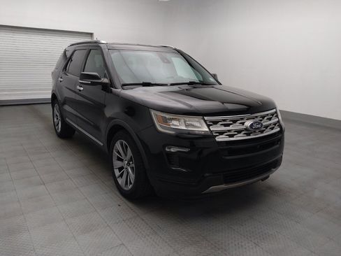 Used 2018 Ford Explorer Limited w/ Equipment Group 301A FWD image 13