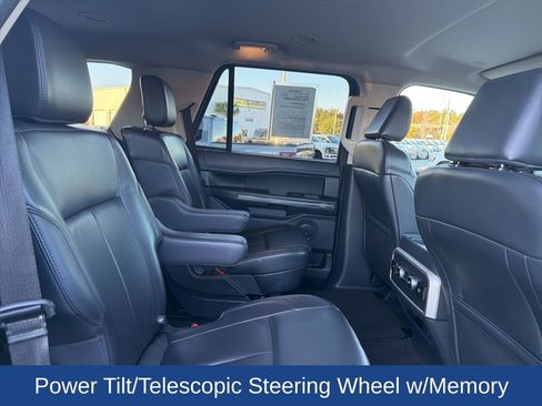 Certified 2024 Ford Expedition XLT image 28
