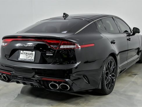 Used 2022 Kia Stinger GT2 AWD/4WD image 12