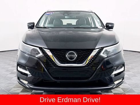 Used 2022 Nissan Rogue Sport SL w/ Premium Package AWD/4WD image 2