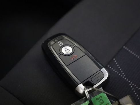 Used 2020 Ford EcoSport SE FWD image 33
