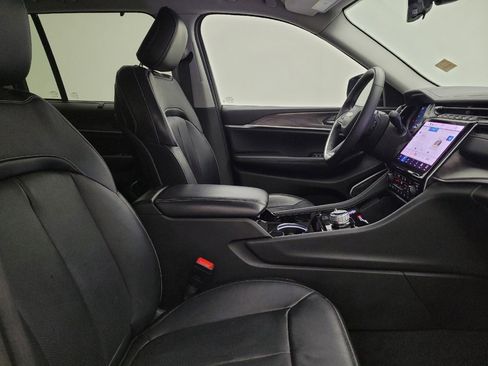 Used 2022 Jeep Grand Cherokee Limited 4xe w/ Luxury Tech Group II image 21