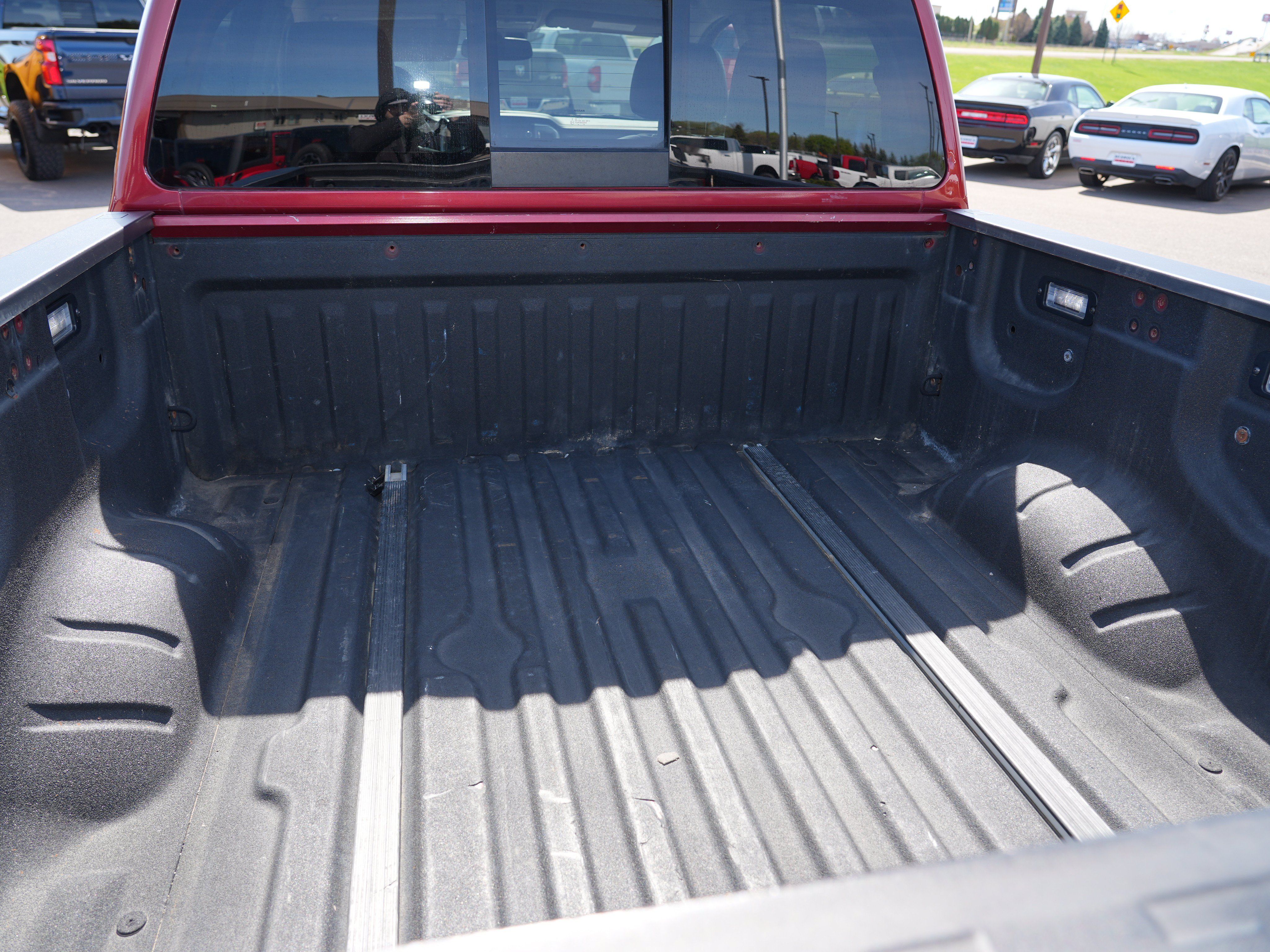 Used 2018 Nissan Titan SL w/ Texas Titan Edition AWD/4WD image 25