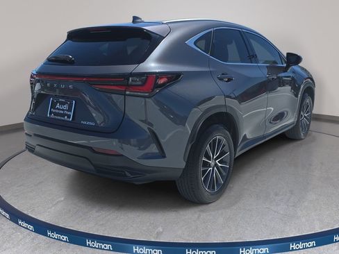 Used 2024 Lexus NX 250 FWD w/ Towing Package (2000 Lbs) image 6