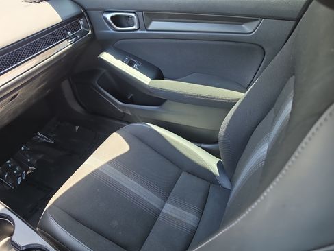 Used 2022 Honda Civic Sport image 15