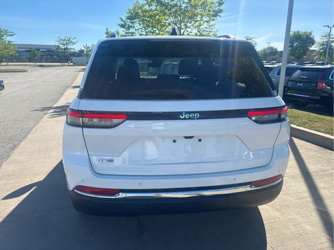 Used 2022 Jeep Grand Cherokee Limited 4xe AWD/4WD image 6