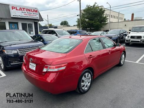 Used 2011 Toyota Camry LE FWD image 14