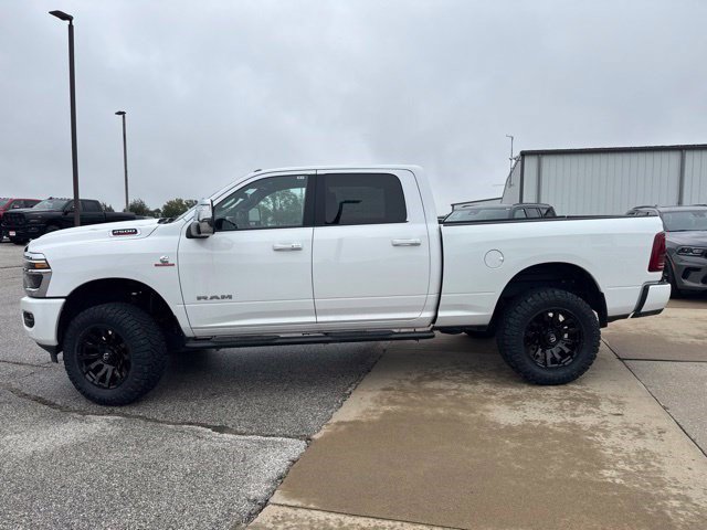 Used 2025 RAM 2500 Laramie AWD/4WD image 5
