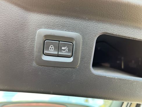 Used 2025 MAZDA CX-70 3.3 Turbo w/ Preferred Package image 22