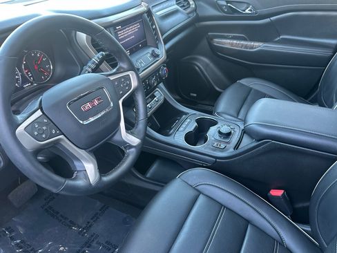 Used 2023 GMC Acadia Denali w/ Denali Ultimate Package image 10