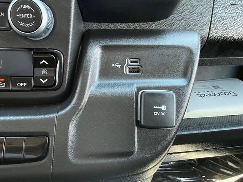 Used 2023 RAM ProMaster 2500 FWD image 37