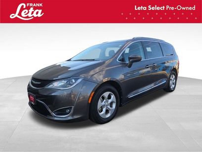 Used 2017 Chrysler Pacifica Touring-L Plus