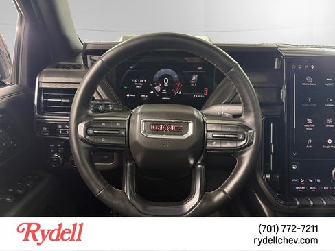Used 2026 GMC Yukon AT4 AWD/4WD image 13