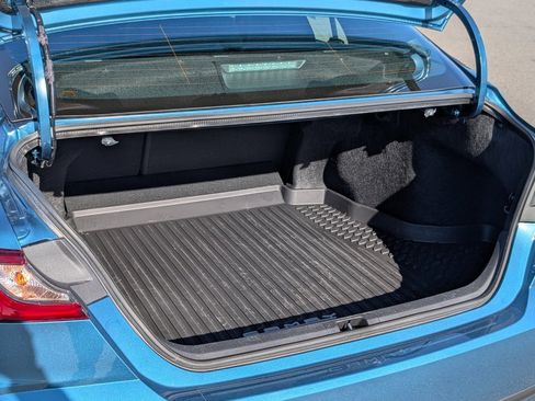 Used 2026 Toyota Camry LE image 9