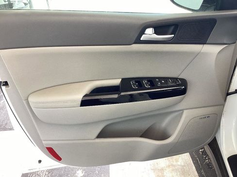 Used 2019 Kia Sportage EX w/ EX Technology Package FWD image 21