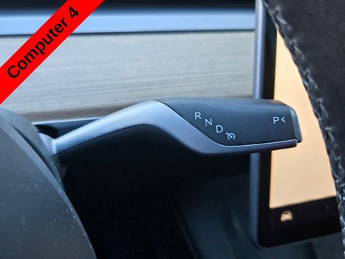 Used 2024 Tesla Model Y 2WD image 20