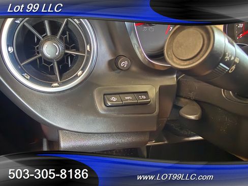 Used 2020 Chevrolet Camaro SS RWD image 36