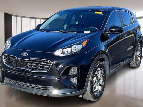 Used 2020 Kia Sportage LX image 3